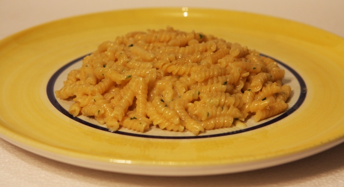 KnorrKnorr Spaghetteria Pasta alla Parmesana Fusilli in Käse Sauce Reality Wirklichkeit