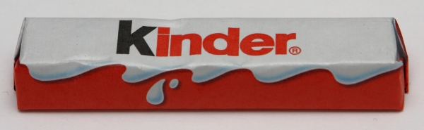 kinder chocolate bar picture